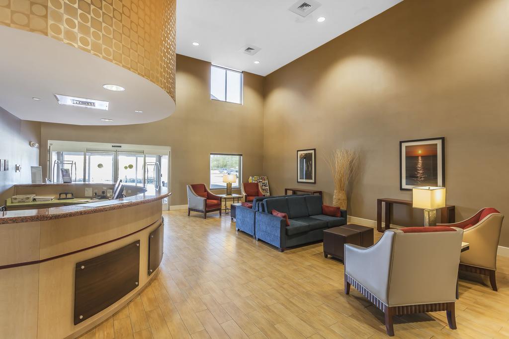 Comfort Suites Suffolk - Chesapeake Exterior foto